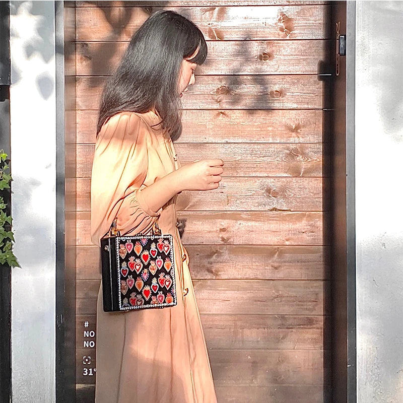 Sb9f6d2daefcf4c129b78f97ec15fb407W